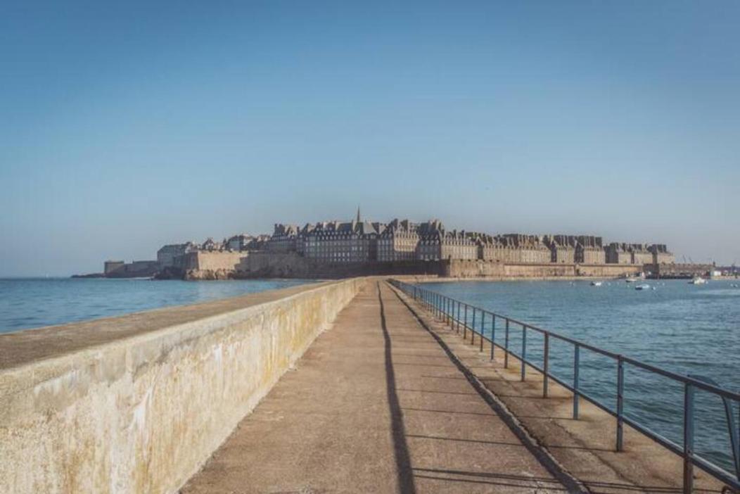 Curtiss Saint-Malo Exterior photo