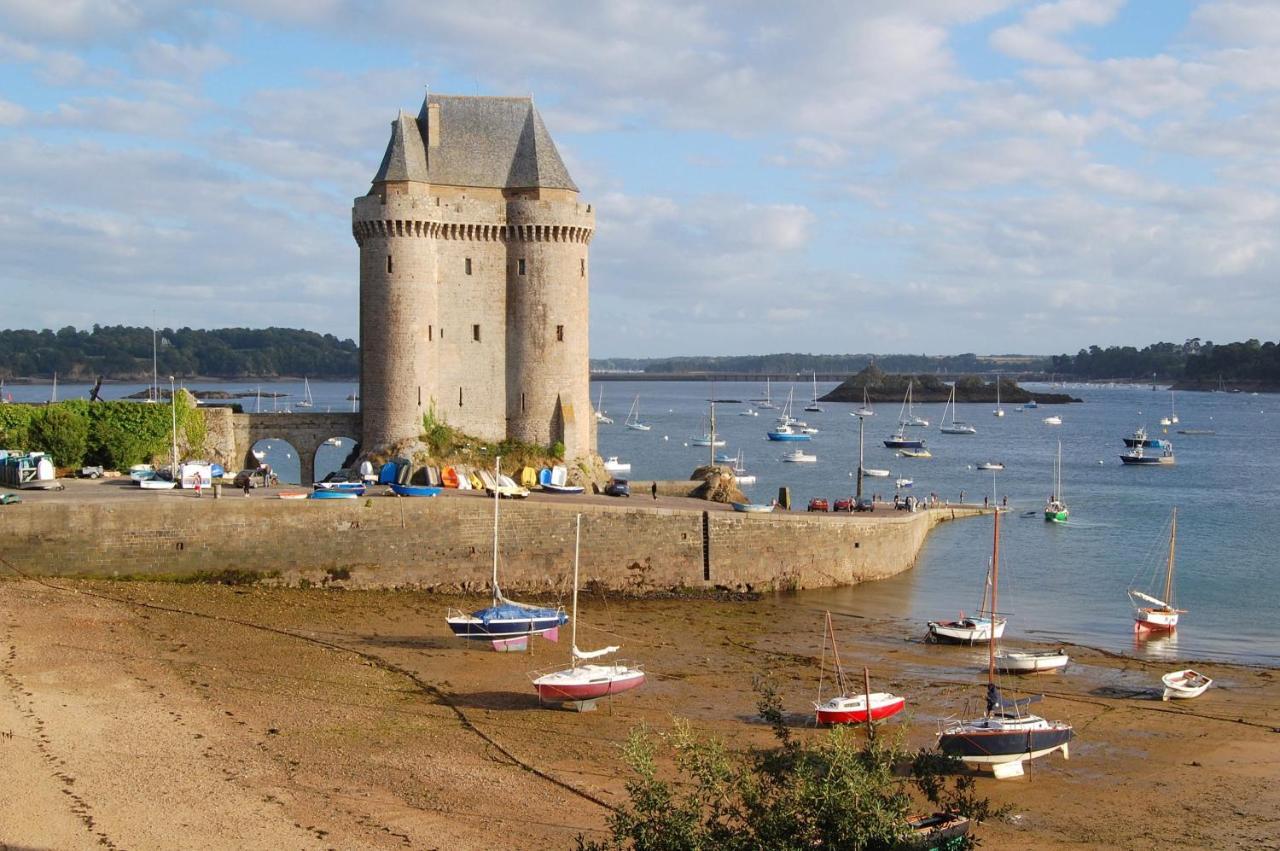 Curtiss Saint-Malo Exterior photo